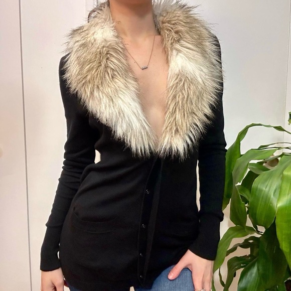 Faux Fur Collar Cardigan in Black & White 🖤 - Picture 2 of 8
